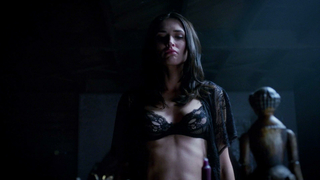 Karolina Wydra – True Blood s07e06 (2014)