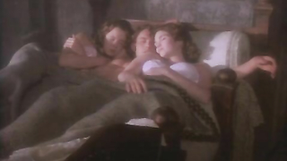 Kim Dawson, Cristi Harris, Betsy Lynn George desnuda, escena de sexo de The Castle Queen (1997)