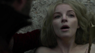 Yvonne Catterfeld nude , scene in - La belle et la bete (2014)