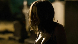 Scena di nudo con Rachael Leigh Cook nuda, scena di sesso dal 11:14 (2003)