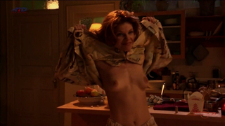 Escena de desnudo con Lolita Davidovich desnuda, escena de sexo de Intersection (1994)