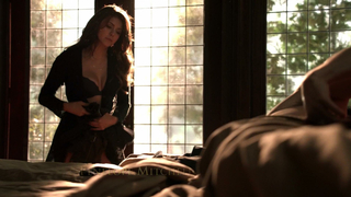 Nude video with Nina Dobrev - The Vampire Diaries s05e17 (2014)