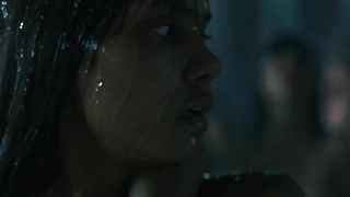 Halle Berry – Gothika (2003)