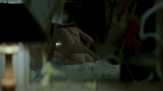 Charlotte Gainsbourg nuda, scena di sesso da Per sempre felici e contenti (2004)