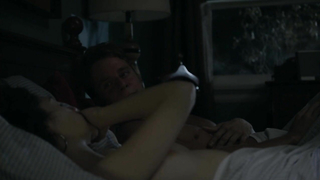 Emmy Rossum desnuda, escena de sexo de Shameless s04e01 (2014)