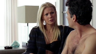 Nackte Gwyneth Paltrow und Natalia Volkodaeva, Sexszene aus „Thanks for Sharing“ (2012)