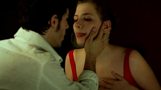 Miriam Giovanelli nuda, scena di sesso da Mentiras y gordas (2009)