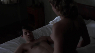 Rose McIver nuda, scena di sesso da Masters of Sex s01e05 (2013)