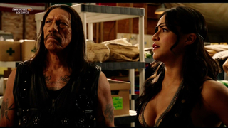 Machete Kills (2013) filminden Michelle Rodriguez erotik sahnesi