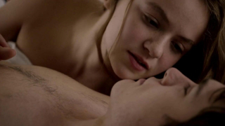 Morgan Saylor nua, cena de sexo de Homeland s03e02 (2013)