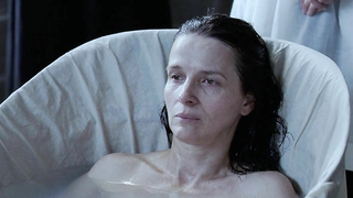 Nude video with Juliette Binoche scene from Camille Claudel 1915 (2013)