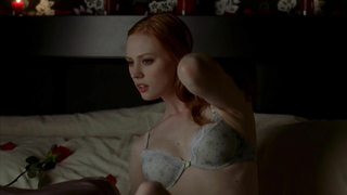 Cena erótica de Deborah Ann Woll de True Blood s02 (2009)