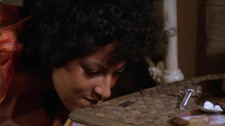 Pam Grier nuda, scena di sesso da Foxy Brown (1974)