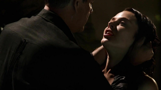 Jessica Marais nua, cena de sexo de Magic City s01 (2012)