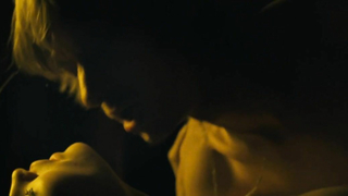 Gemma Arterton nuda, scena di sesso da Three and Out (2008)