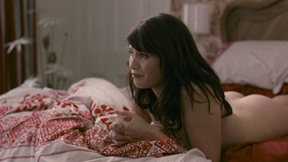 Tamara Drewe'den (2010) Gemma Arterton erotik sahnesi