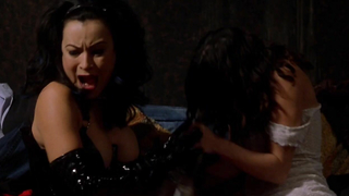 Scena erotica di Jennifer Tilly da Ballando all'iguana blu (2000)