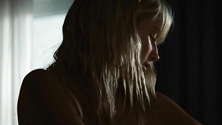 Laura Ramsey nua, cena de sexo de The Ruins (2008)