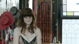 Scène érotique de Michelle Monaghan de Boot Tracks (2012)