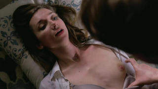 Lauren Lapkus nue, scène de sexe de Crashing s01e01 (2017)