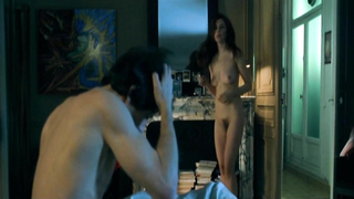 Nude video with Valentina Sauca scene from Mortel transfert (2001)