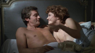 Nude video with Andrea Ferreol scene from Le Battant (1983)