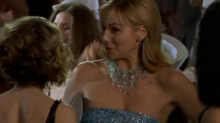 Kim Cattrall y Kristin Davis desnudas, escena de sexo de Sex and the City s05e01 (2002)