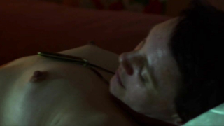 Jennie Raymond e Lisa Rose Snow nude, scena di sesso da Sex & Violence s01e02 (2013)