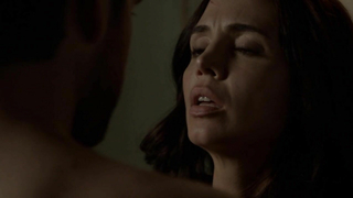 Eliza Dushku nue, scène de sexe de Banshee s04e06 (2016)