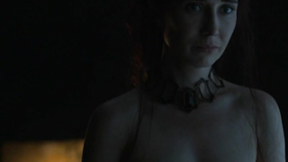 Scena erotica di Carice Van Houten da Game Of Thrones s06e01 (2016)