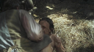 Nude video with Darya Ekamasova scene from Zhila bila odna baba (2011)