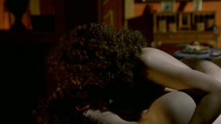 Valeria Golino desnuda, escena de sexo de Il sole nero (2007)