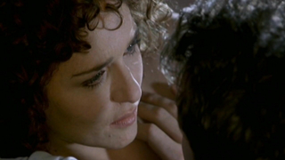 Valeria Golino desnuda, escena de sexo de Il sole nero (2007)