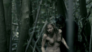 Nude video with Geraldine Martineau , scene from Le guetteur (2012)