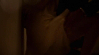 Elizabeth Debicki nue, scène de sexe de The Night Manager s01e04 (2016)