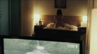 Nude video with Michalina Olszanska and Karolina Bakala , scene from Anatomia Zla (2015)