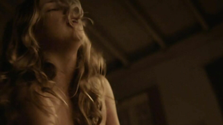 Lili Simmons sexy, scena di sesso da Bone Tomahawk (2015)