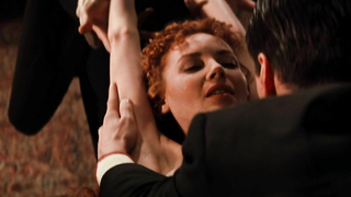 Connie Nielsen nuda, scena di L'avvocato del diavolo (1997)