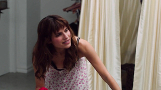 Margarita Levieva nue, Lake Bell sexy, scène de sexe de Comment réussir en Amérique s02e01,02 (2011)