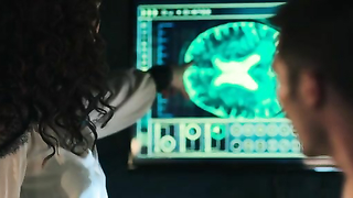 Sarah Power seksi, Killjoys s01e05'ten (2015) seks sahnesi