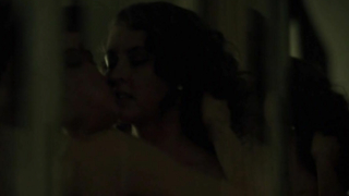 Katharine Isabelle sexy, Caroline Dhavernas sexy, cena de sexo de Hannibal s03e06 (2015)