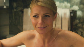 Gwyneth Paltrow sexy, Emily Lawrence sexy, scena di sesso da Mortdecai (2015)