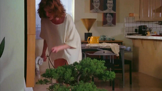 Julianne Moore çıplak, Short Cuts'tan (1993) sahne