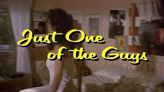 Joyce Hyser desnuda, escena de Just One Of The Guys (1985)