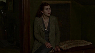 Evan Rachel Wood desnuda, escena de Mildred Pierce (2011)