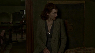 Evan Rachel Wood desnuda, escena de Mildred Pierce (2011)