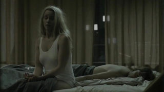 Sofia Helin nuda, scena di sesso da Broen s03e04 (2015)