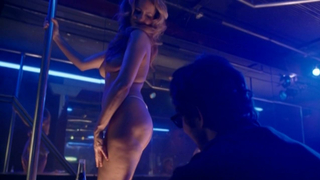 Juliet Reeves nua, cena de sexo de Treme s03e06 (2012)