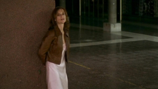 Joana Preiss desnuda, Isabelle Huppert sexy, escena erótica de Ma mere (2004)