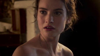 Lily James çıplak, The Exception'dan (2016) seks sahnesi